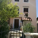 Ivankovic*** Апартаменты *