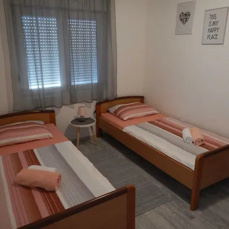 Apartament Ivankovic*** Pula