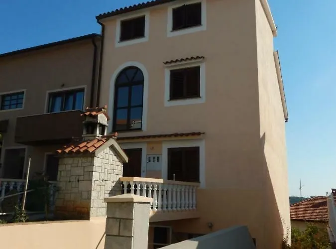 Apartman Ivankovic*** *